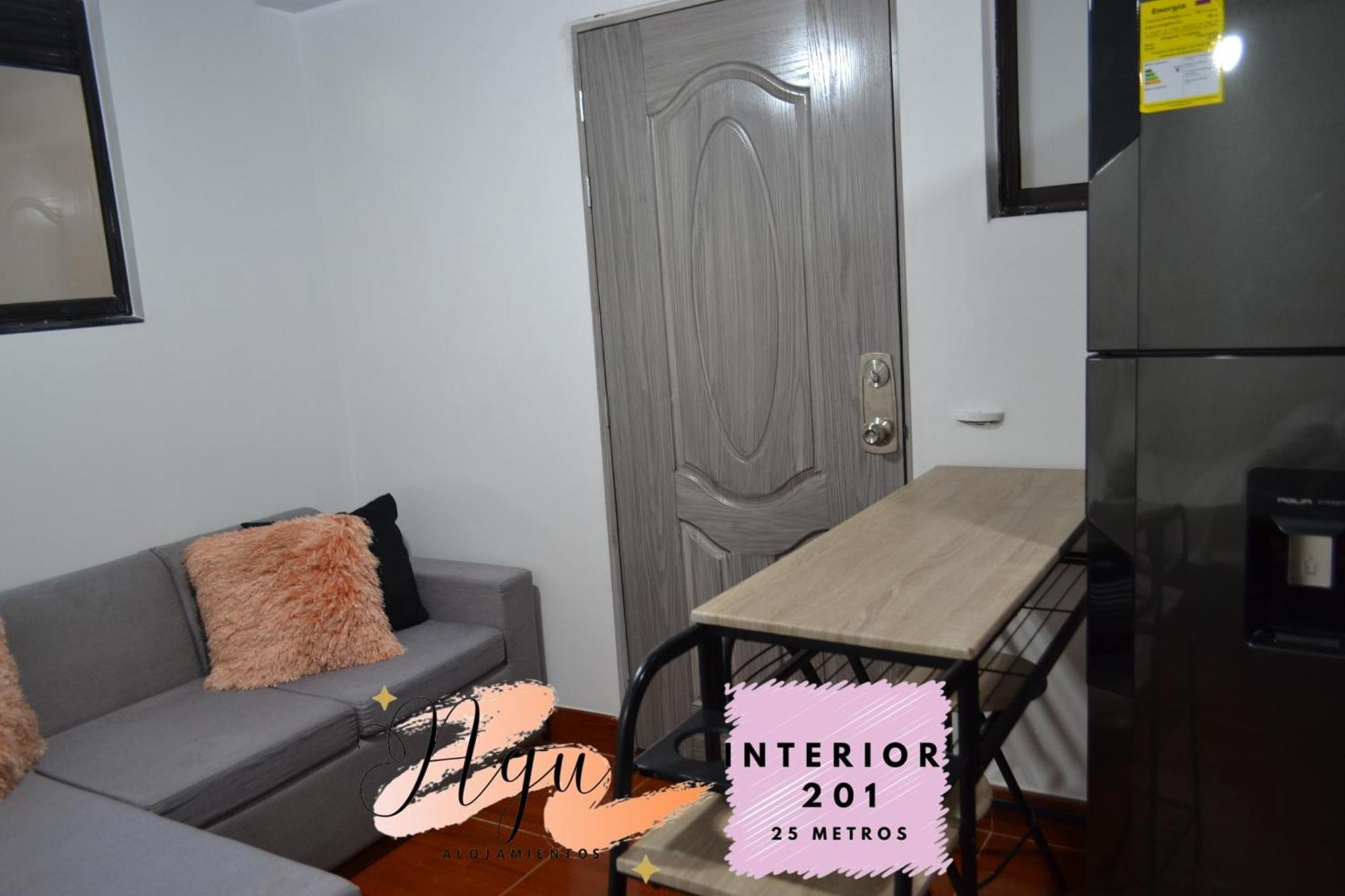 En Apartment *